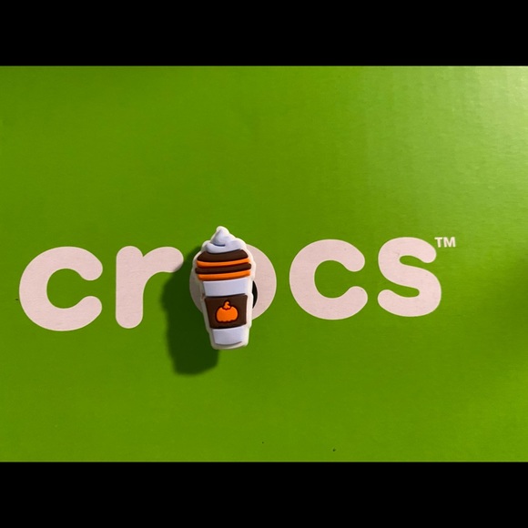 Crocs Jibbitz Fall Thanksgiving Pumpkin Spice Charm - Picture 1 of 1